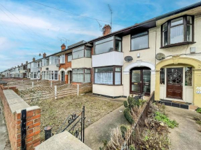 3 Bedroom House In Hull, Sleeps 8 Ref 99588Sb